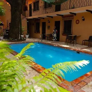 https://habitacin-desayuno-jacuzzi-y-piscina.santodomingobesthotels.com